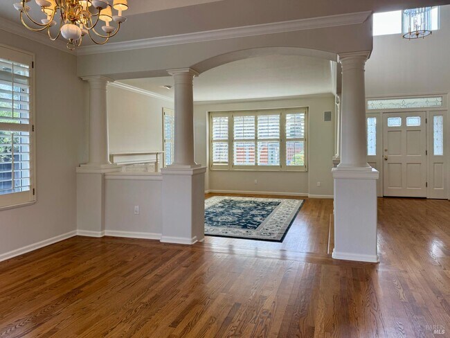 Building Photo - 1876 Heritage Way