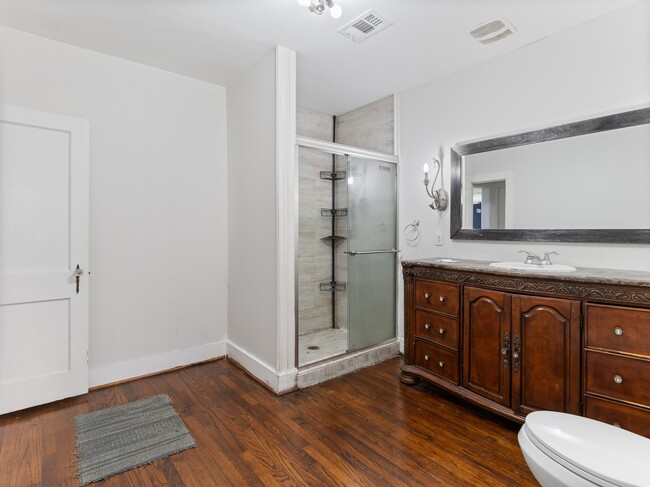 Building Photo - 2520 1st St