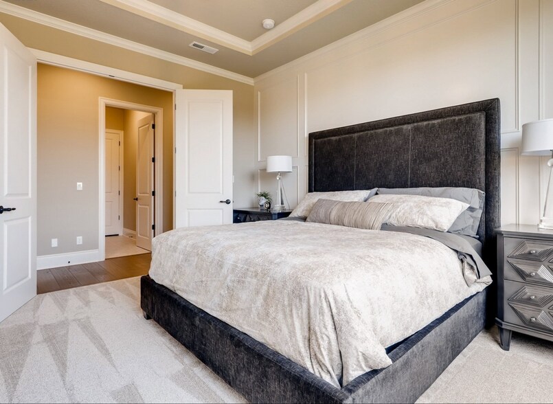 Building Photo - 27775 SW Larkspur Ter