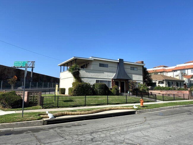 Building Photo - 1709, 1711 Landis Street