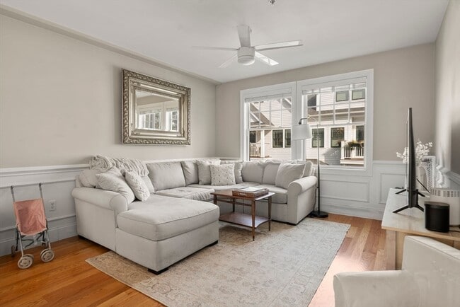 Building Photo - 30 Park St