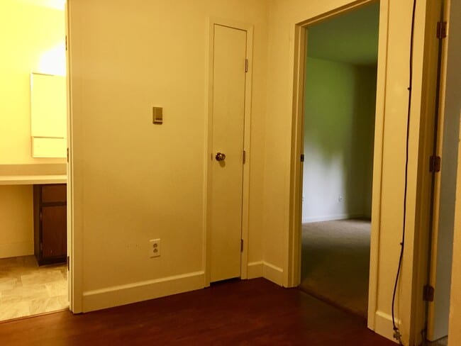 Building Photo - Beautiful Two-story, 3 Bed, 1.5 Bath Condo 1/2 Mile from CSU!