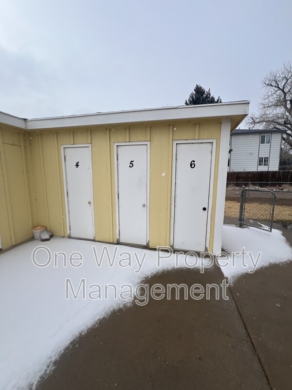 Building Photo - 3711 Carson Ave