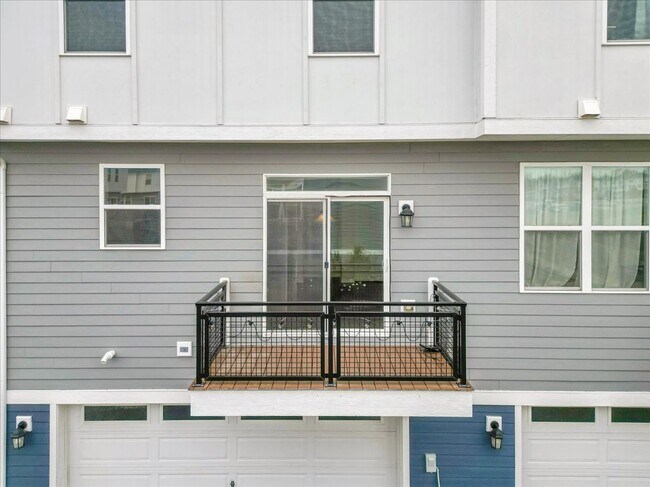 Building Photo - 29W710 Everton Dr