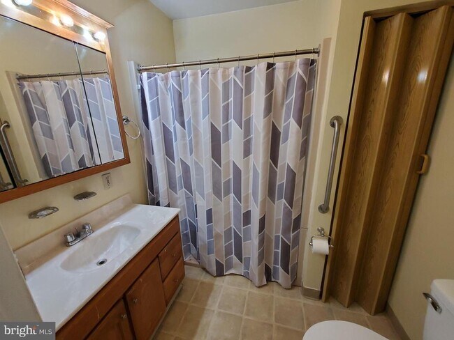 Building Photo - 191 W Cohawkin Rd