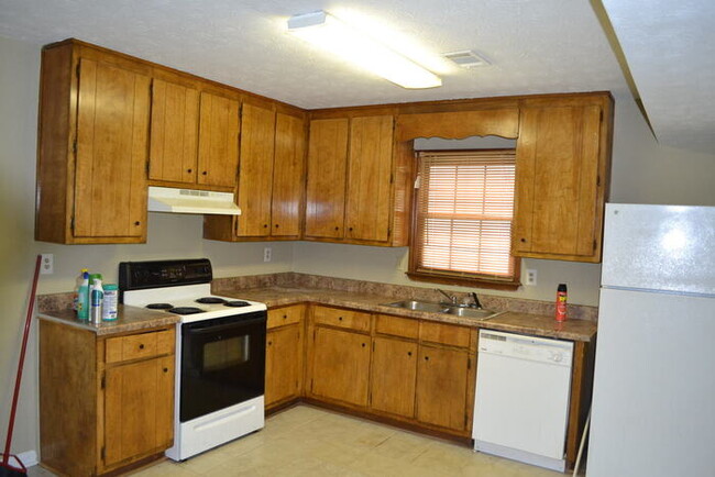 Building Photo - Ridge Forest Townhome for Rent