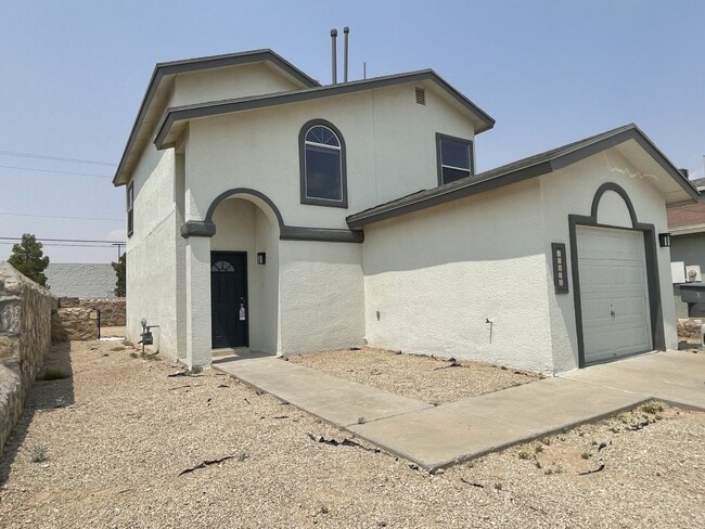 Building Photo - 12325 Tierra Arena Dr