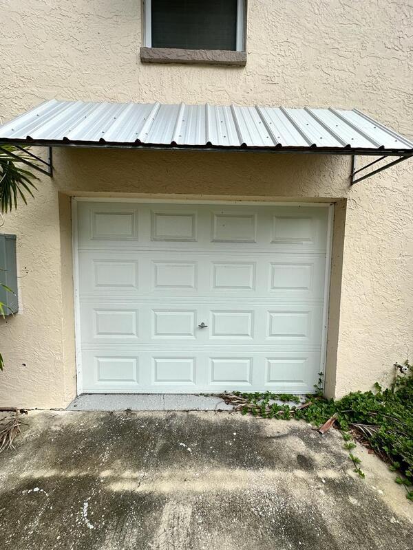 Building Photo - 6420 S Adelia Ave