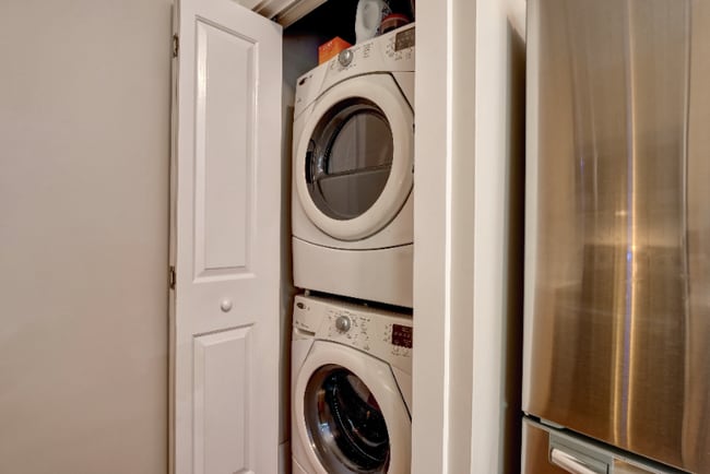 Building Photo - 715 N 4th St