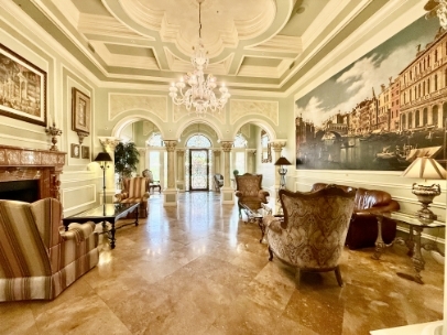 Building Photo - 2713 Via Murano