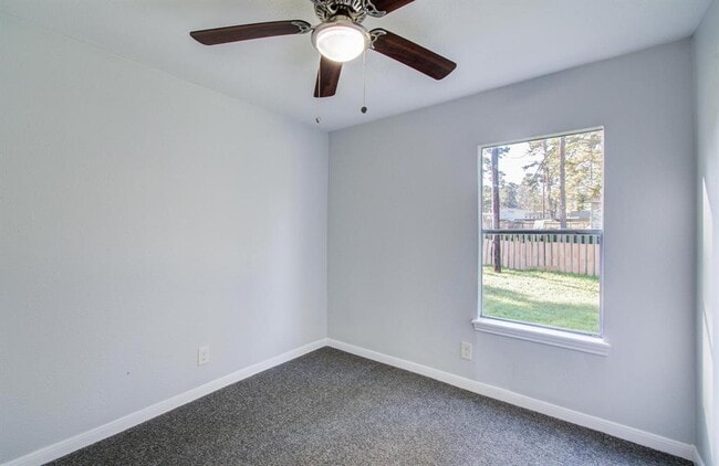 Building Photo - 13419 Commander Cir