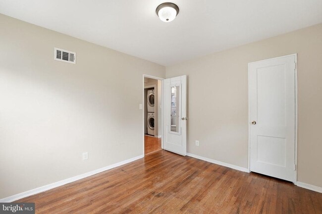 Building Photo - 7605 Fisher Dr