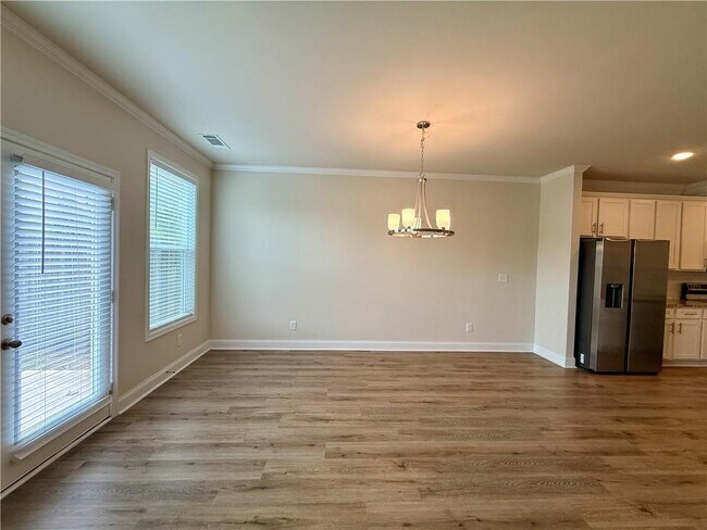 Building Photo - 3811 Brookburn Pk