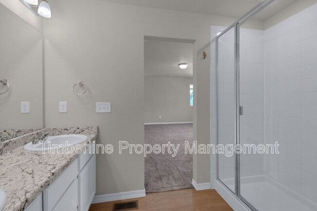 Building Photo - 9951 Ledgestone Terrace