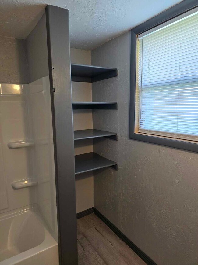 Building Photo - Soda Triplex