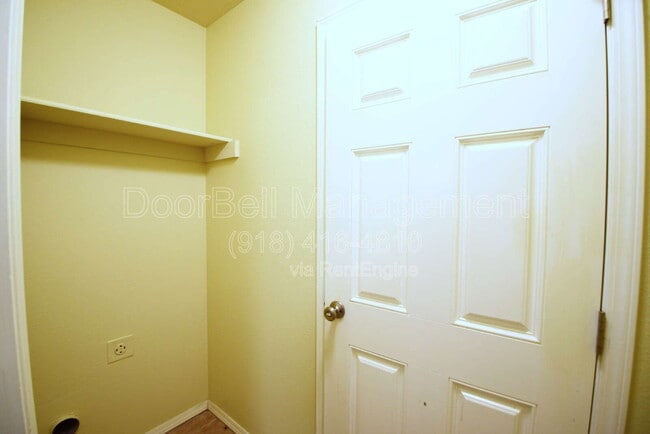 Building Photo - 5712 N 34th St