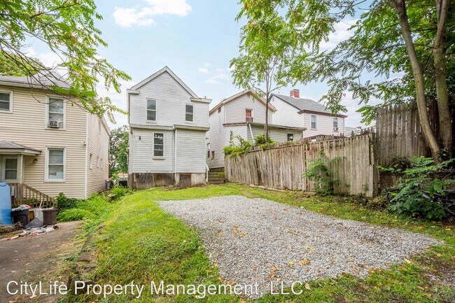 Building Photo - 2 br, 1 bath House - 1107 Fairdale Street