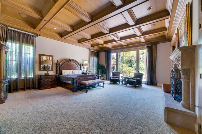 Building Photo - 16889 Camino Lago De Cristal