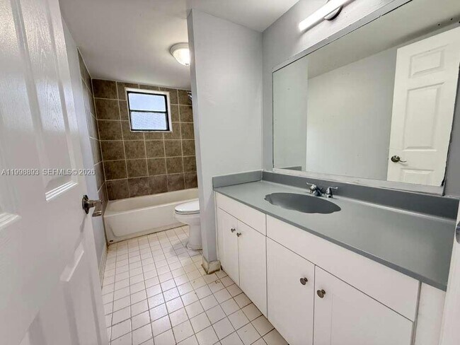 Building Photo - 1920 N Congress Ave