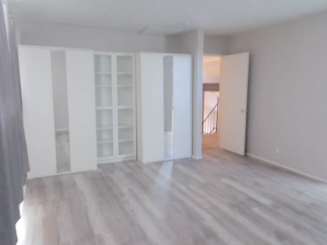 Building Photo - Spacious 4-Bedroom, 3-Bathroom Home with Open Floor Plan & Large Backyard – Prime Location!