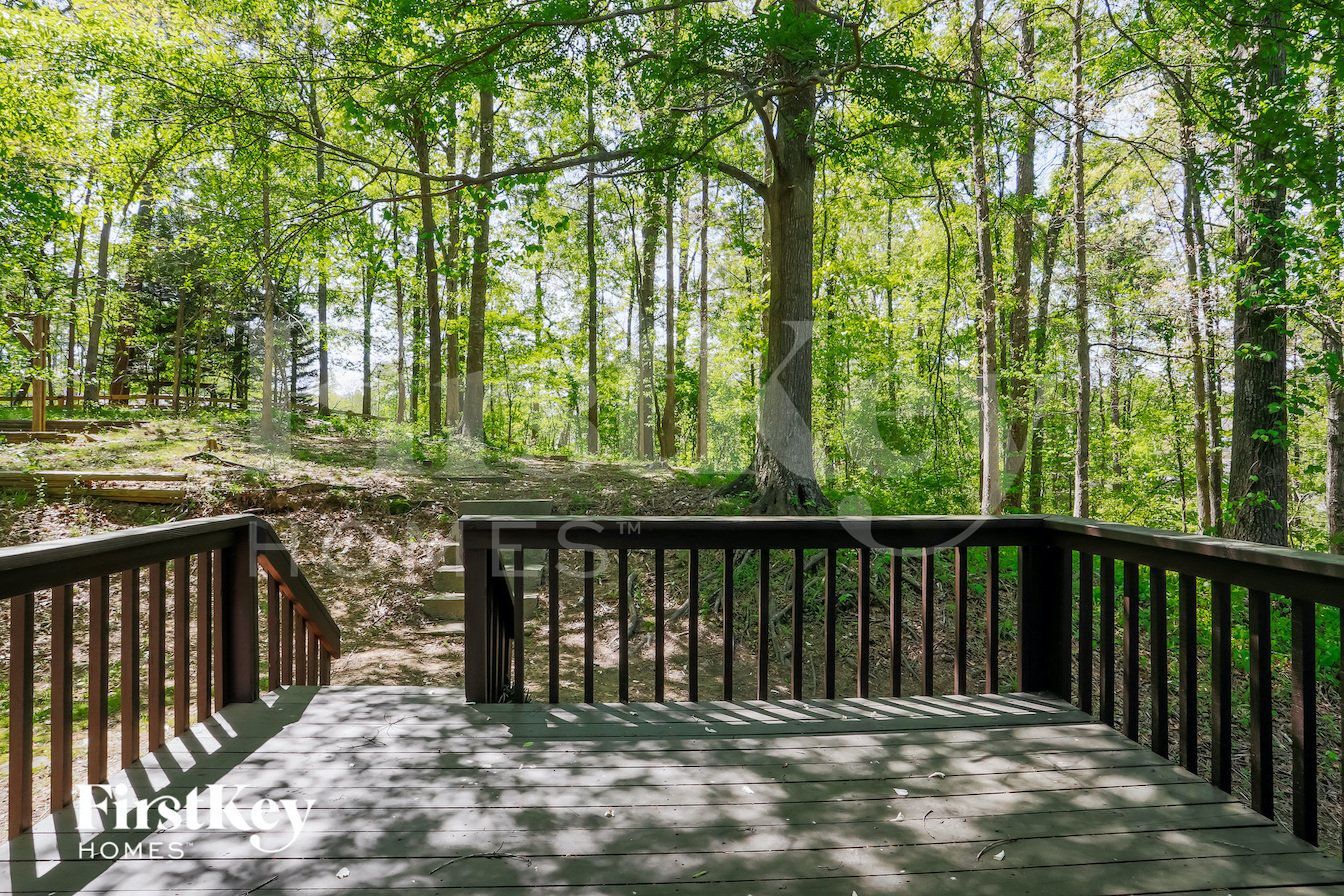 Building Photo - 1121 Danube Trail NE