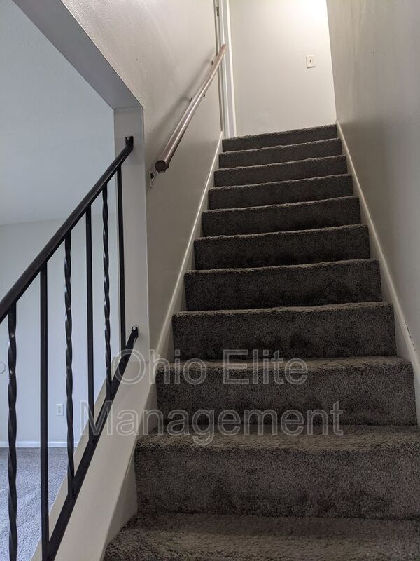 Building Photo - 429 Barnett Rd