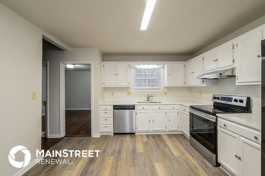 Building Photo - 338 Lori Ln