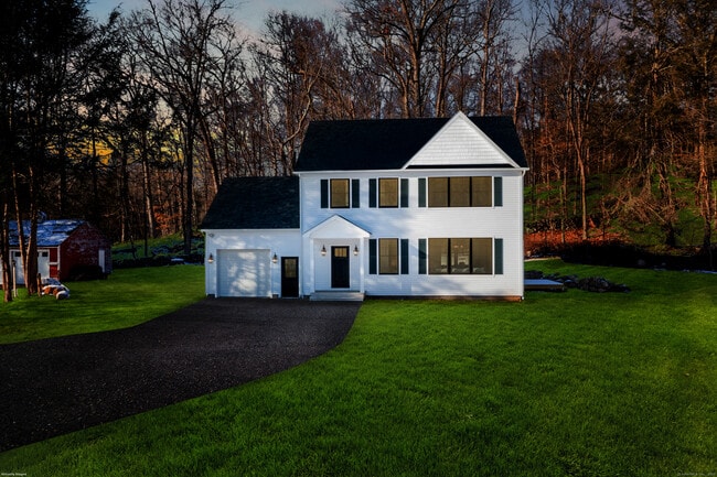 Building Photo - 157 Good Hill Rd