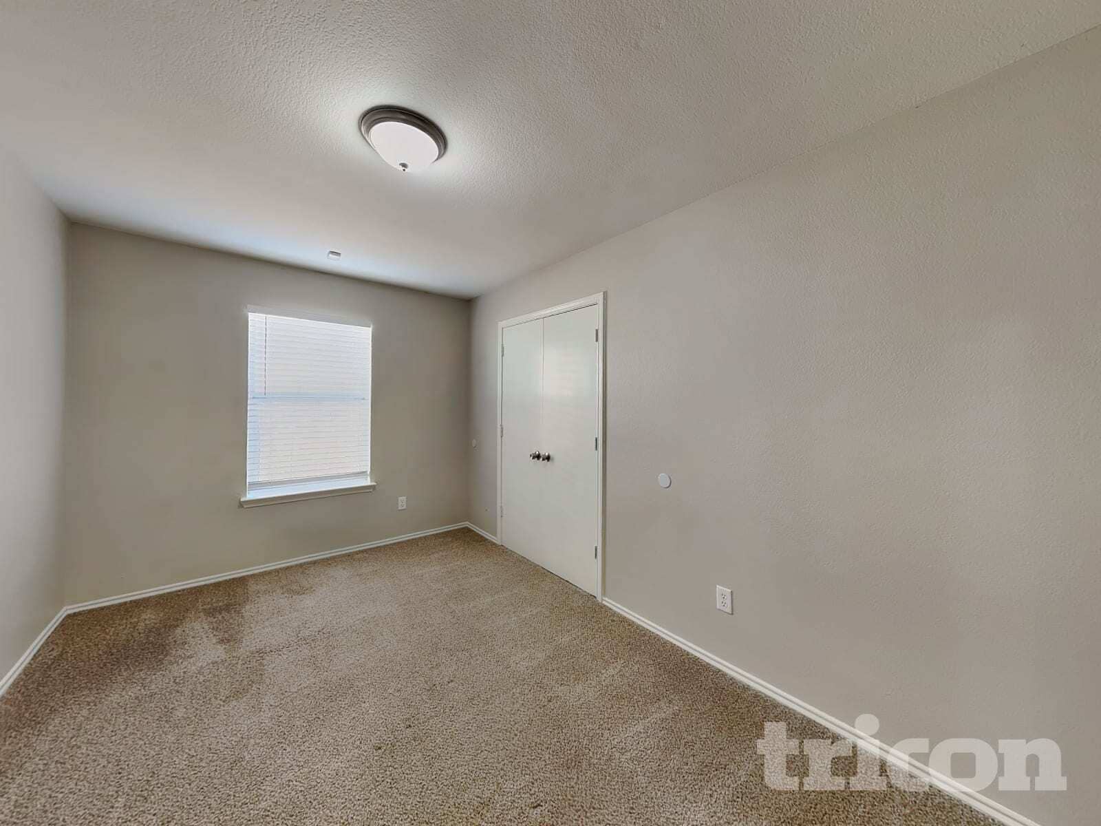 Building Photo - 2726 Candle Ridge Dr