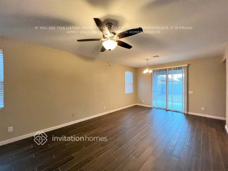Building Photo - 17917 W Tina Ln
