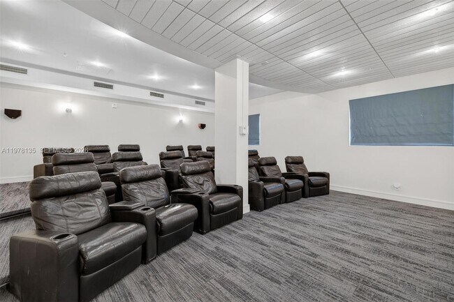 Building Photo - 3801 S Ocean Dr