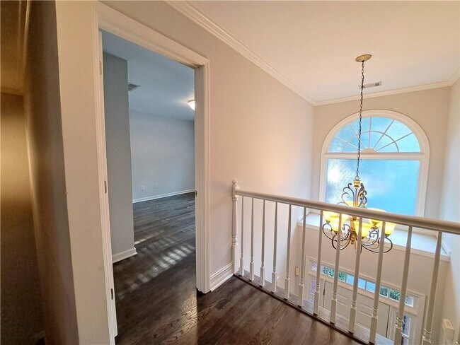 Building Photo - 2242 Lenox Walk NE