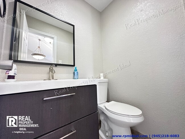 Building Photo - 3342 Brook Glen Dr