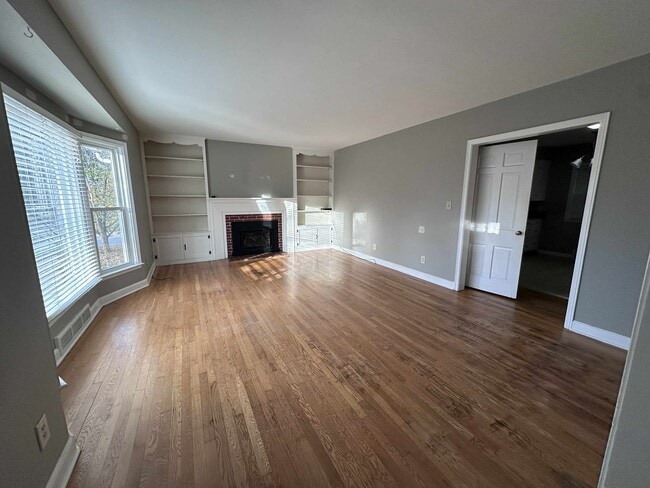 Building Photo - Welcome to your new home!