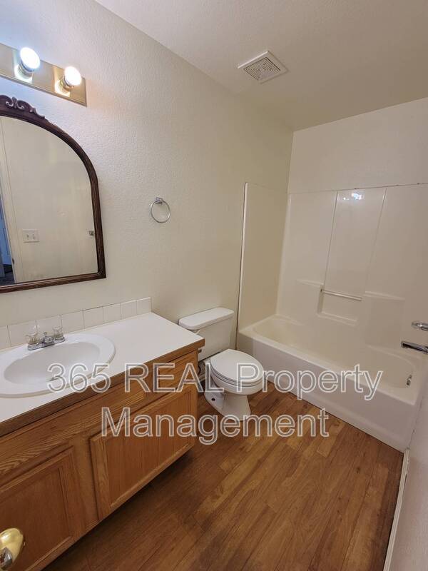 Building Photo - 3821 Tumbleweed Dr