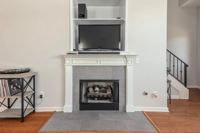 Building Photo - 10492 Ashfarm Way