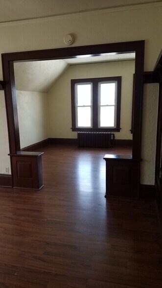 Building Photo - 1458 S 79th St