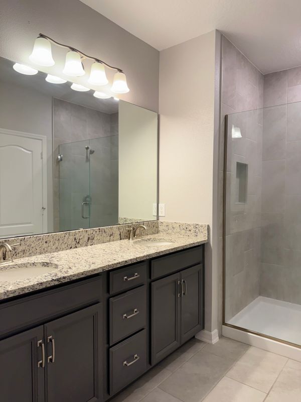 Building Photo - 730 Rivington Ave