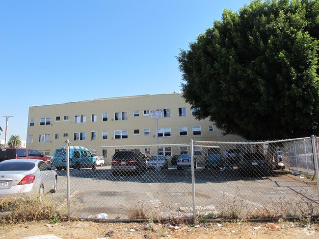 Building Photo - Hartford Hills Apartments