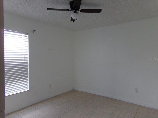 Building Photo - 1041 Kelsey Ave