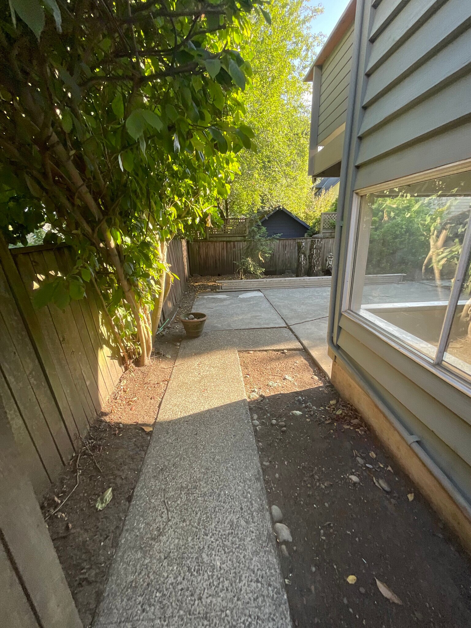 Building Photo - 935 N 85th St