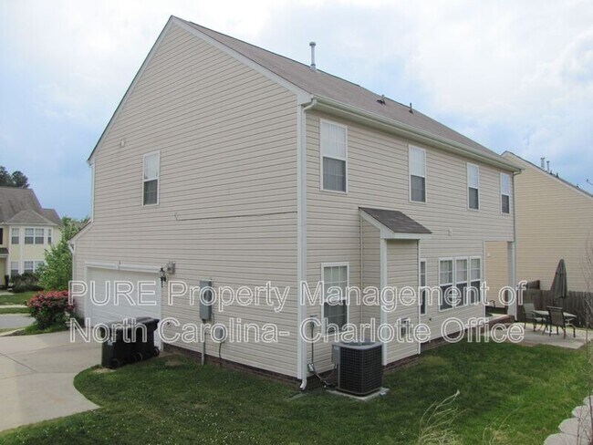 Building Photo - 7227 Tanners Creek Dr