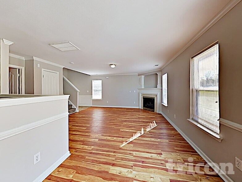 Building Photo - 1111 Rolette Ct