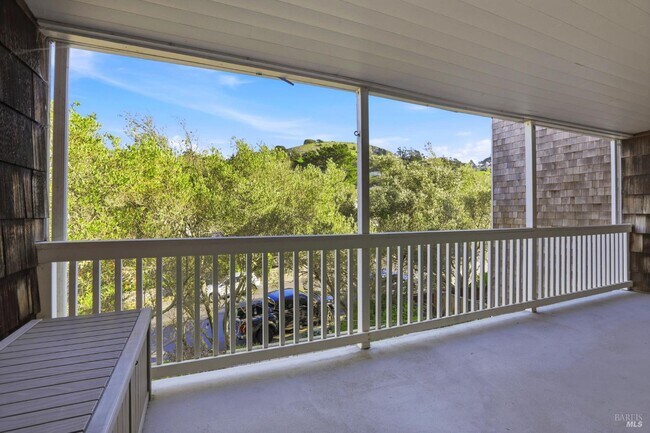 Building Photo - 122 Mariner Green Ct