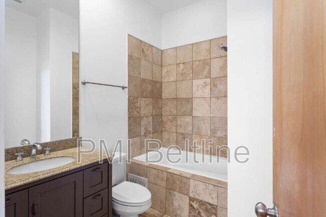 Building Photo - 988 DeKalb Ave NE