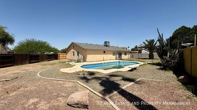 Building Photo - 8501 W Mitchell Dr