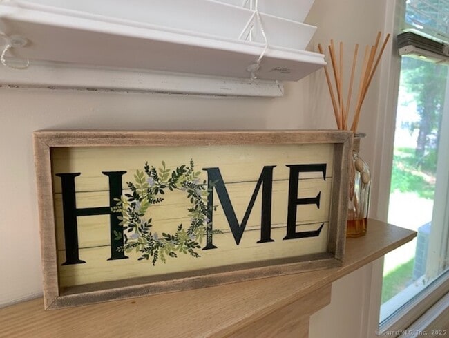 Building Photo - 16 Ancient Hwy