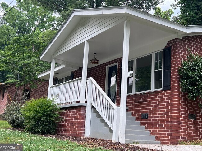 Building Photo - 66 Logan Ln