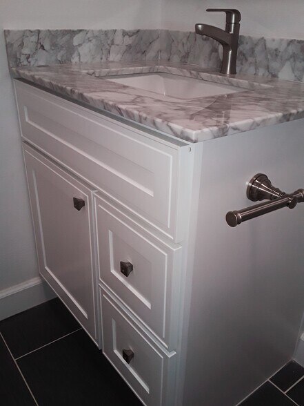 Building Photo - 298 W 23rd St