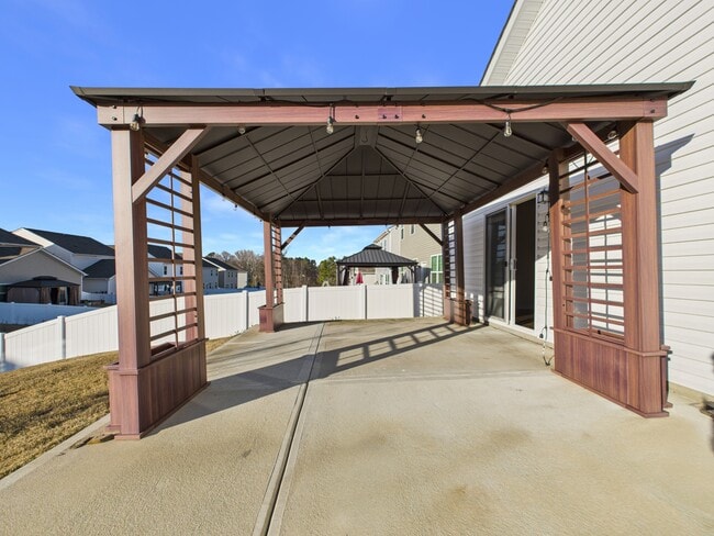 Building Photo - 5819 Soft Shell Dr